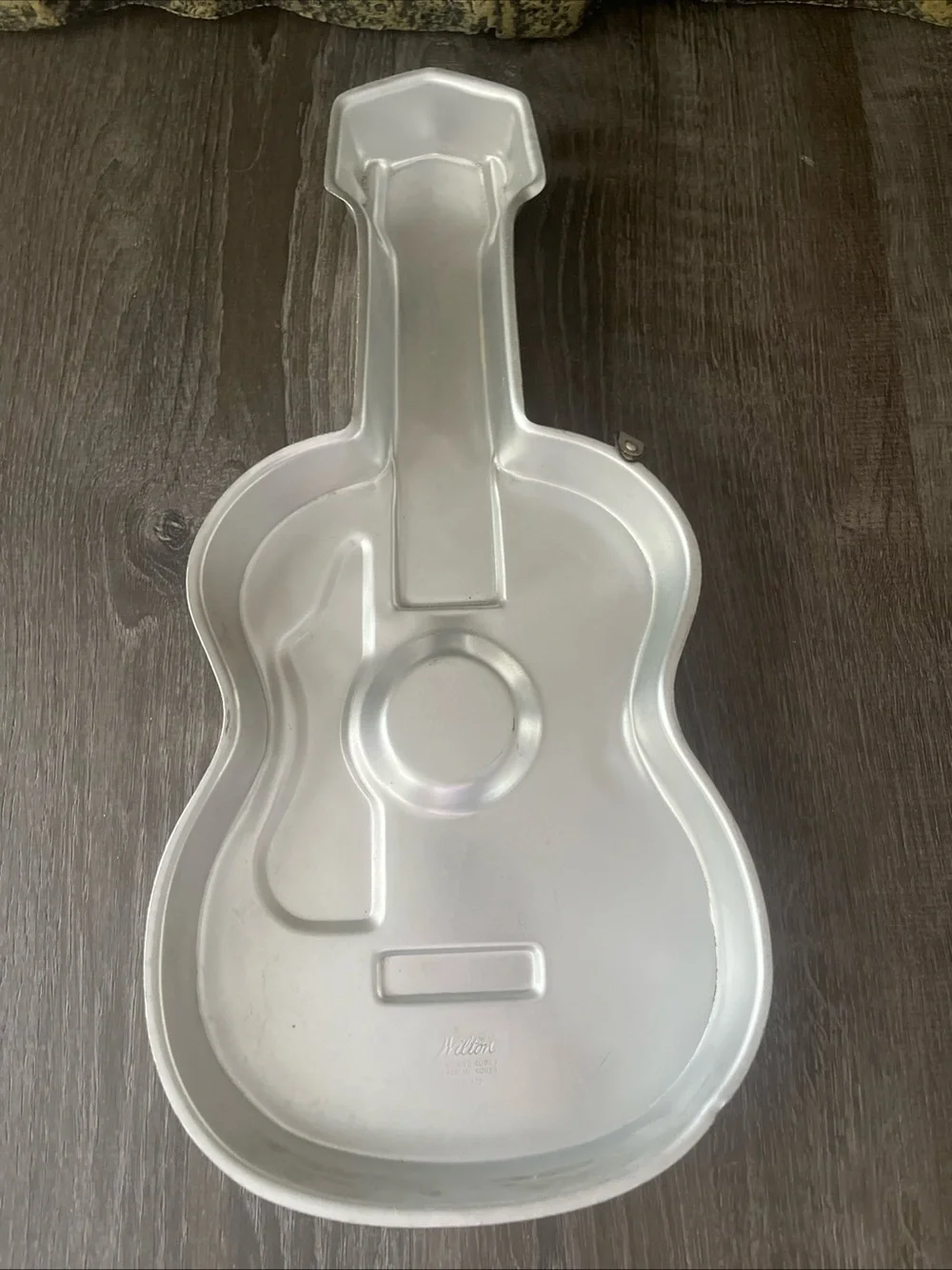 Wilton Silver Guitar Cake Pan